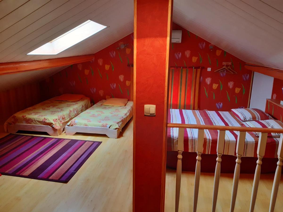 Saint-Sernin-du-Plain La Providence, Chambres D'Hotes מראה חיצוני תמונה