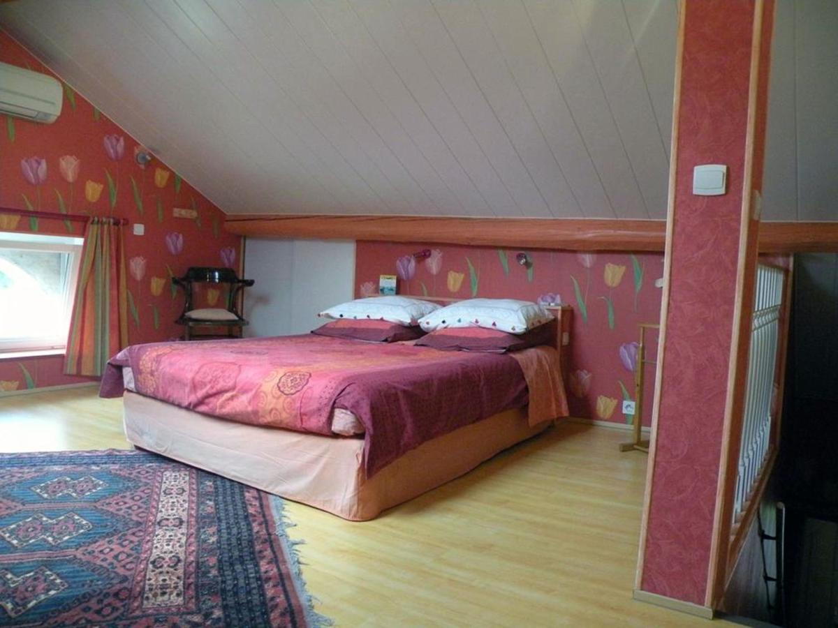 Saint-Sernin-du-Plain La Providence, Chambres D'Hotes מראה חיצוני תמונה